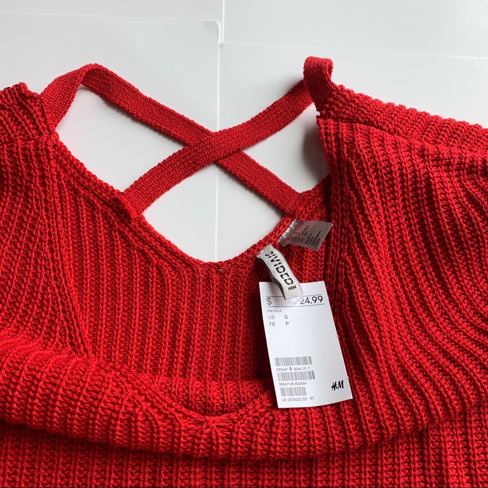 H&M Red Oversized sweater! - Picture 4 of 4